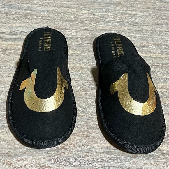 NWOT True Religion black and gold slippers - Picture 7 of 11